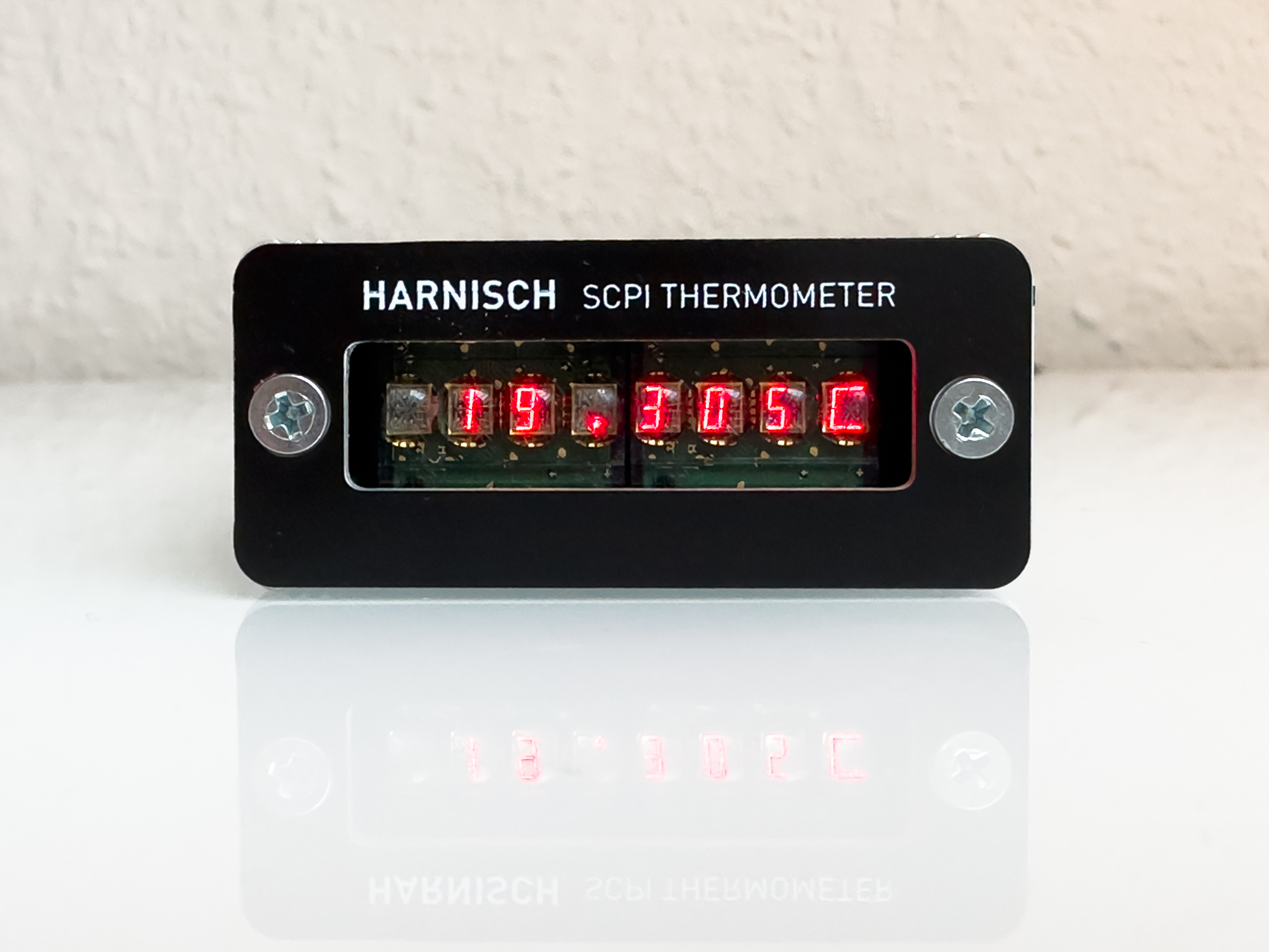 SCPI Capable Thermometer